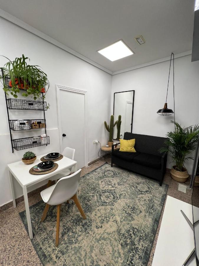 Precioso Apartamento En El Corazon De Madrid Luaran gambar